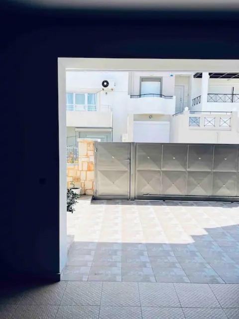 New Unique Apartment In Heraklion Экстерьер фото
